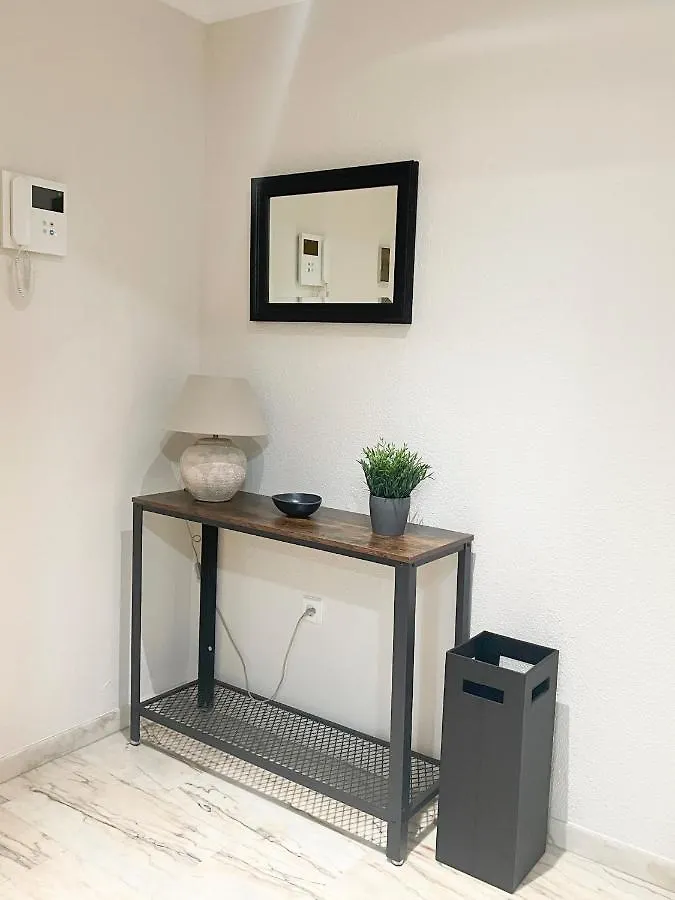 Holidays2Malaga Tomas De Echeverria 150 Mts To Beach & High Speed Wifi & Parking Apartment Spain